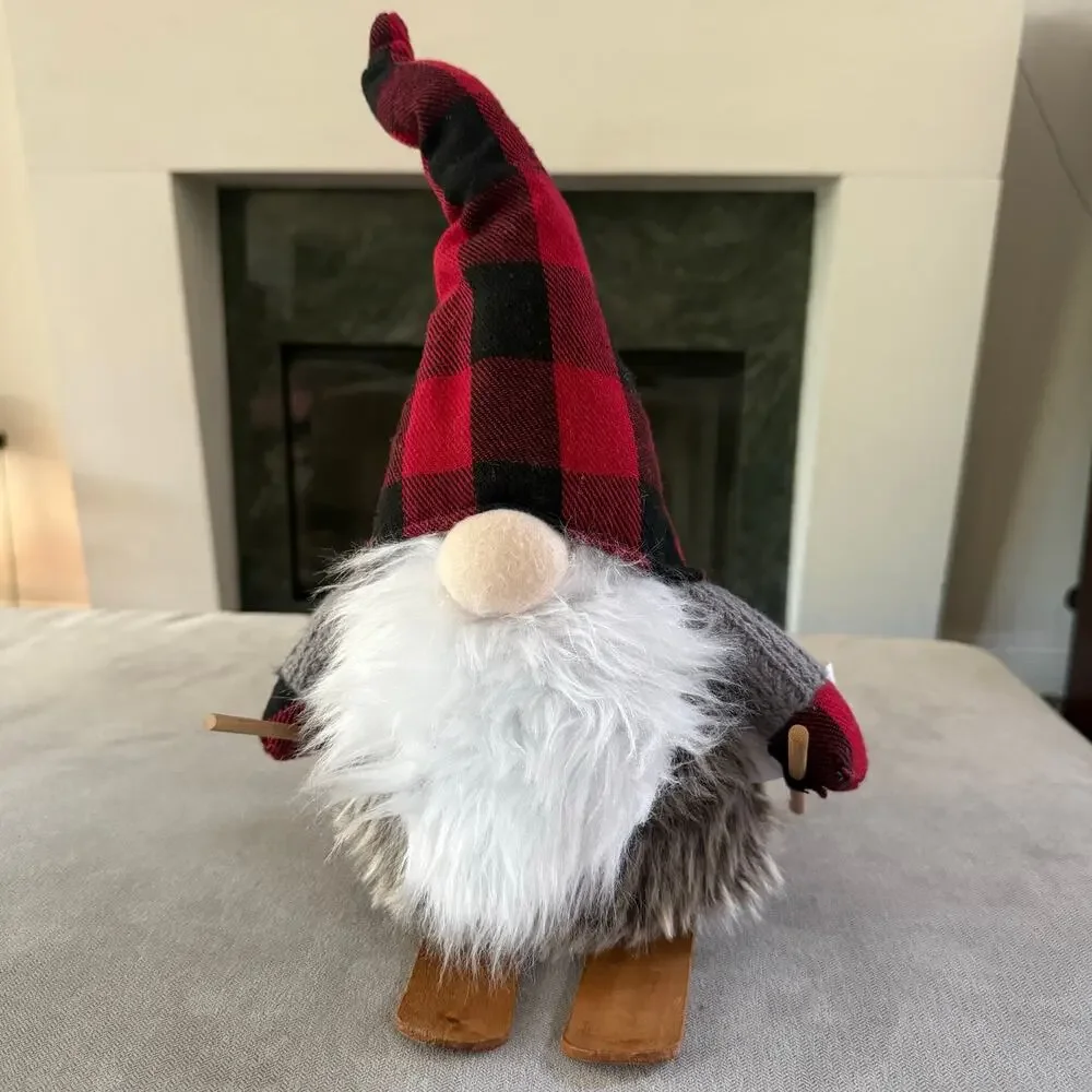 Christmas Skiing Gnome 13